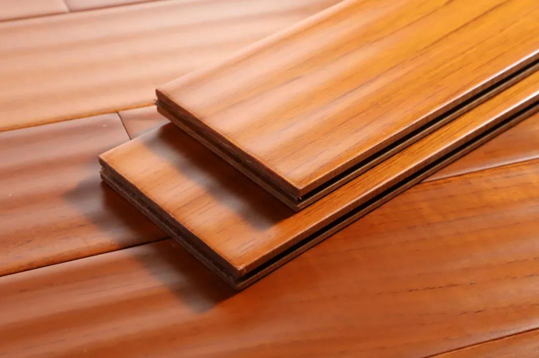 木地板為什么會出現(xiàn)縫隙？如何避免又如何解決？