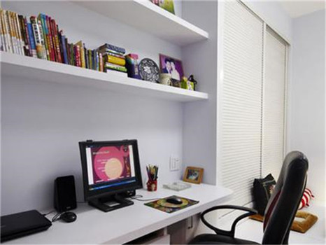 您家有小小的書房嗎？是怎么樣的呢？