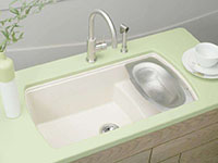 廚房水槽的材質(zhì)該怎么選，看完這篇就知道了